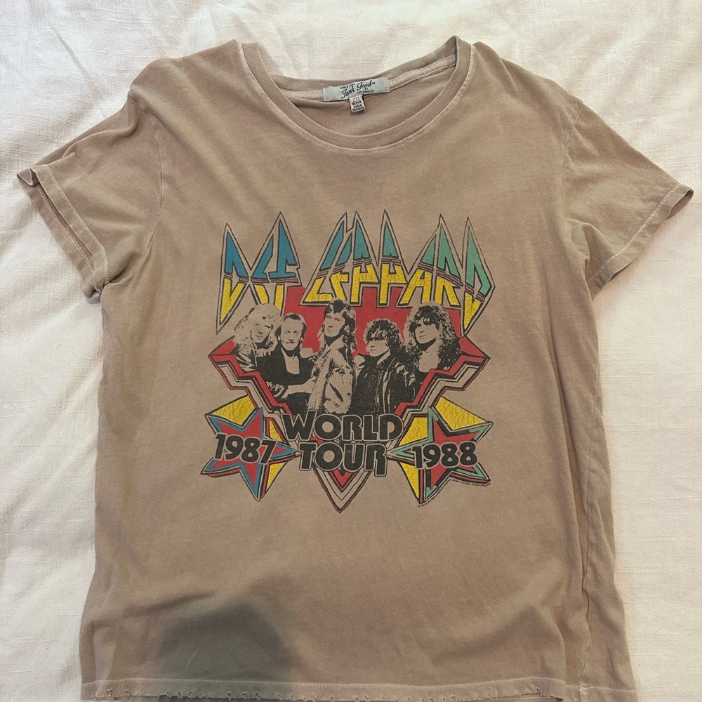 Revolve t